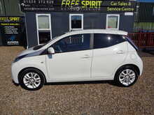 Toyota AYGO VVT-i x-pure 