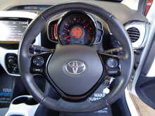 Toyota AYGO VVT-i x-pure 