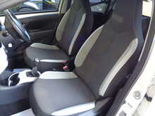 Toyota AYGO VVT-i x-pure 