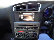 Citroen C4 PureTech Flair 