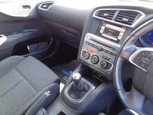 Citroen C4 PureTech Flair 