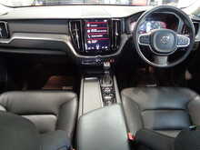 Volvo XC60 T5 Momentum 