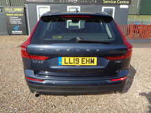 Volvo XC60 T5 Momentum 