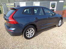 Volvo XC60 T5 Momentum 