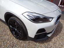 BMW X2 18i Sport 