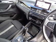 BMW X2 18i Sport 