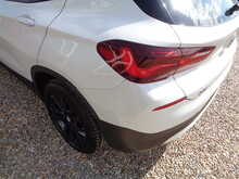 BMW X2 18i Sport 