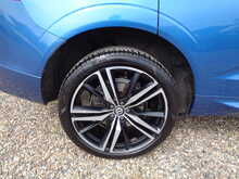 Volvo XC60 T5 R-Design Pro 