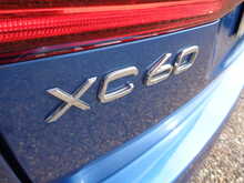 Volvo XC60 T5 R-Design Pro 