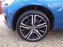 Volvo XC60 T5 R-Design Pro 