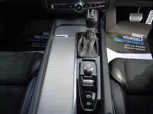Volvo XC60 T5 R-Design Pro 