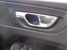 Volvo XC60 T5 R-Design Pro 