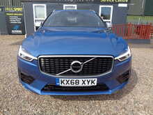 Volvo XC60 T5 R-Design Pro 