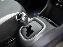 Toyota AYGO VVT-i x-play 