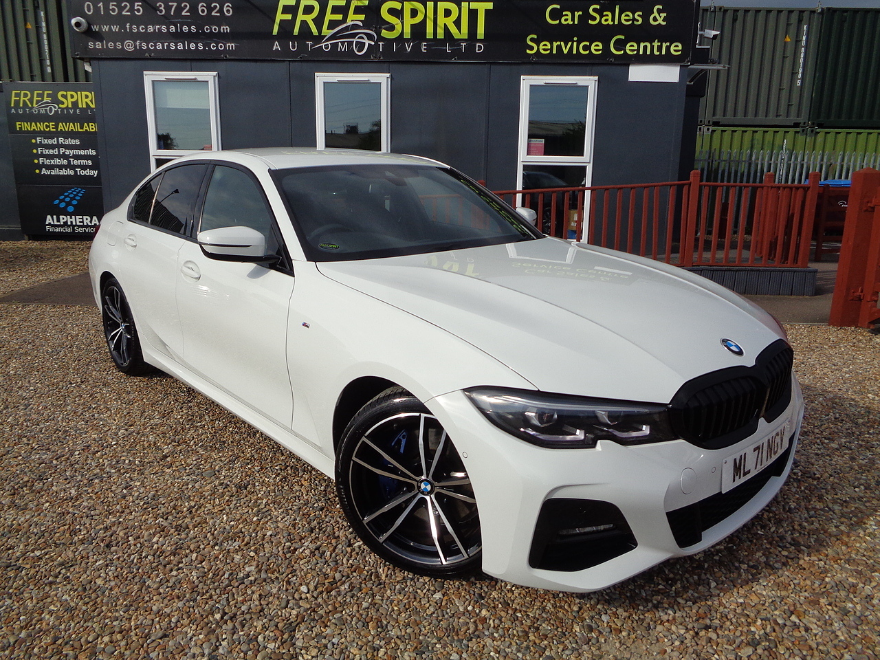 BMW 2.0 320i M Sport Saloon 4dr Petrol Auto Euro 6 (s/s) (184 ps)