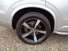 Volvo XC90 D5 R-Design 