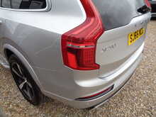 Volvo XC90 D5 R-Design 