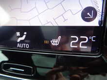 Volvo XC90 D5 R-Design 