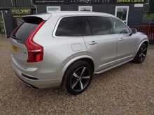 Volvo XC90 D5 R-Design 
