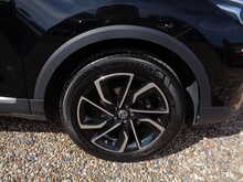 MG MG ZS T-GDI Exclusive 