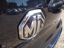 MG MG ZS T-GDI Exclusive 