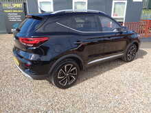 MG MG ZS T-GDI Exclusive 