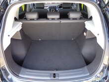 MG MG ZS T-GDI Exclusive 