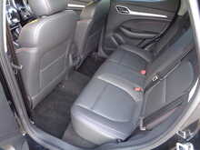 MG MG ZS T-GDI Exclusive 