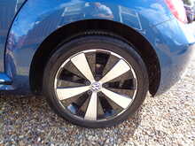 Volkswagen Beetle TDI BlueMotion Tech Design 