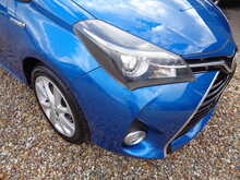Toyota Yaris VVT-h Excel 