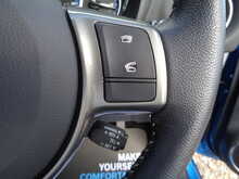 Toyota Yaris VVT-h Excel 