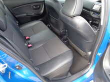 Toyota Yaris VVT-h Excel 