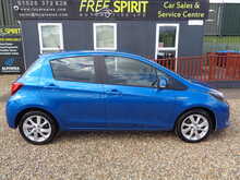 Toyota Yaris VVT-h Excel 