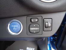 Toyota Yaris VVT-h Excel 