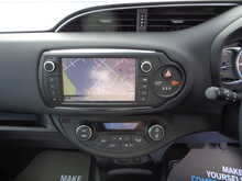 Toyota Yaris VVT-h Excel 