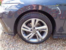 Volkswagen Golf TDI R-Line 