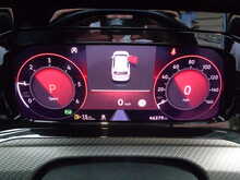 Volkswagen Golf TDI R-Line 