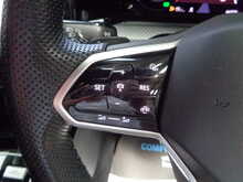 Volkswagen Golf TDI R-Line 