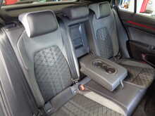 Volkswagen Golf TDI R-Line 