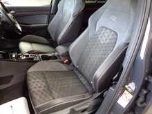 Volkswagen Golf TDI R-Line 