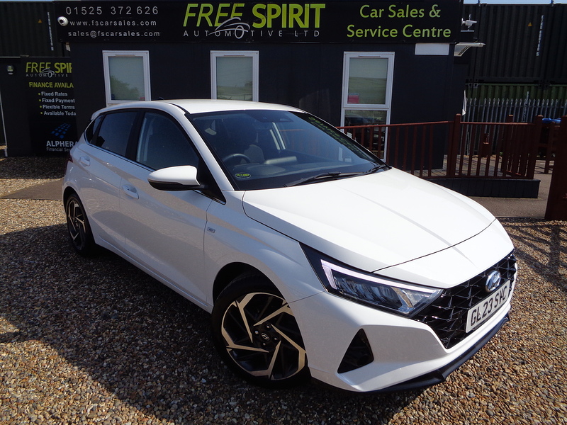 1.0 T-GDi MHEV Premium Hatchback 5dr Petrol Hybrid DCT Euro 6 (s/s) (100 ps)