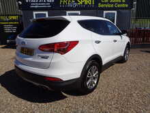 Hyundai Santa Fe 2.2 CRDi Premium 4WD 5dr (5 seat) 