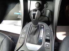 Hyundai Santa Fe 2.2 CRDi Premium 4WD 5dr (5 seat) 