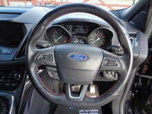 Ford Kuga TDCi ST-Line 
