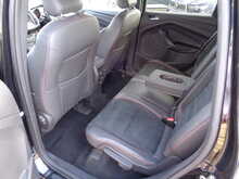 Ford Kuga TDCi ST-Line 