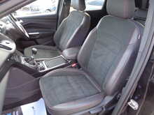 Ford Kuga TDCi ST-Line 