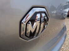 MG MG ZS T-GDI Exclusive 