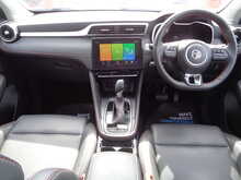 MG MG ZS T-GDI Exclusive 