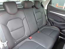 MG MG ZS T-GDI Exclusive 