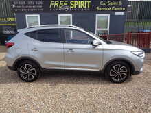 MG MG ZS T-GDI Exclusive 